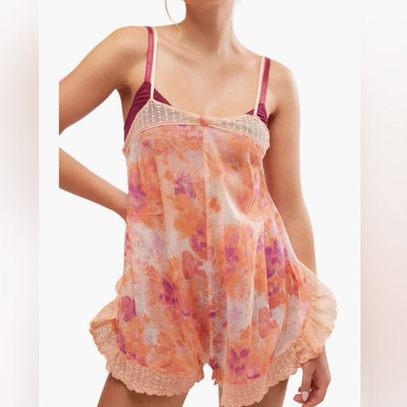 NWT Intimately Free People Forget Me Not Lace Trim Romper. Size XS. - Picture 2 of 10